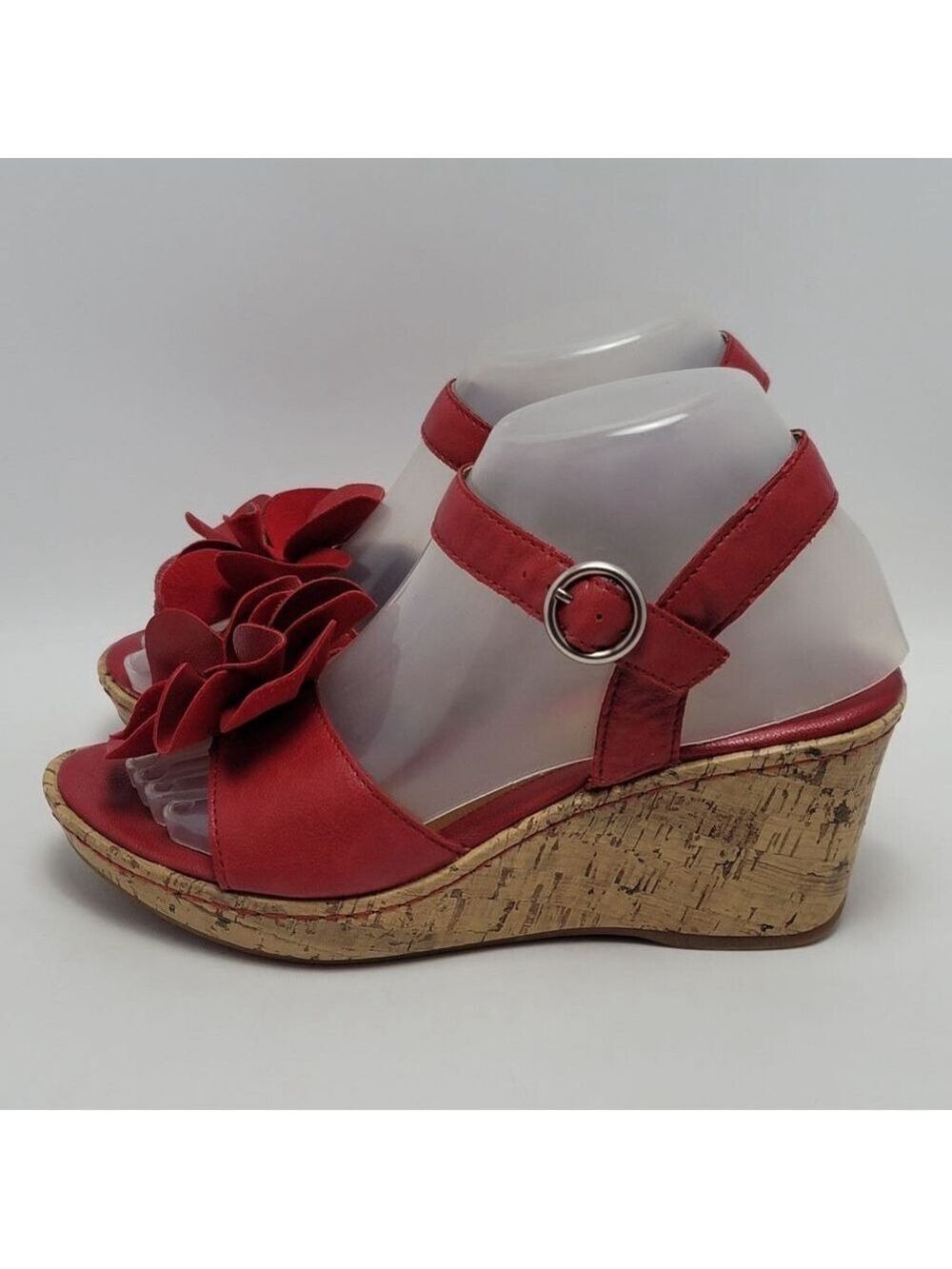 Women's Jaclyn Smith Red Faux Leather Flower Cork Wedge Sandals Size 7M - Picture 14 of 14